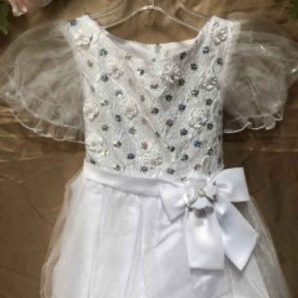 First Communion Dress - Picture 2 of 4
